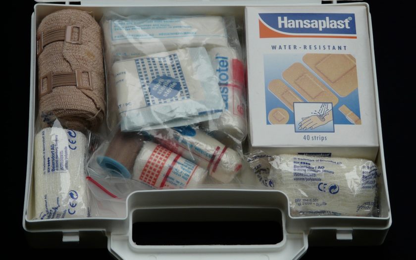Erste-Hilfe-Set